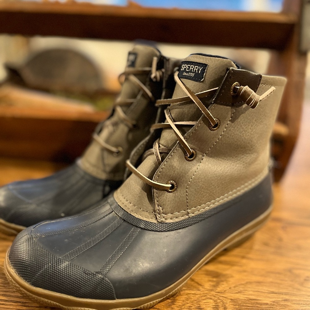 Sperry Size 7 Boots Blue & Gray